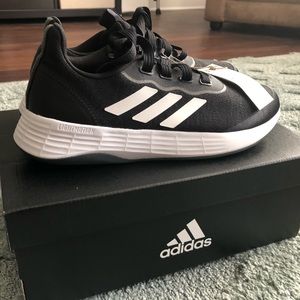 Adidas QT RACER SPORT SHOES
